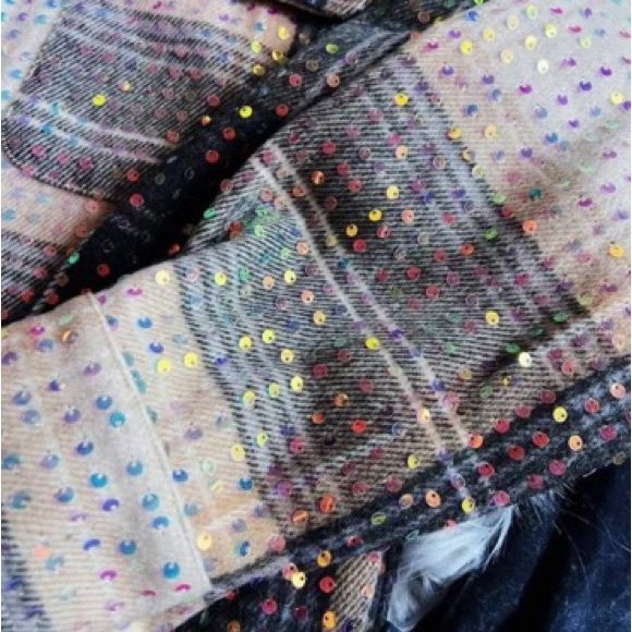 Large Shacket R&K Boutique NWT - Picture 4 of 4